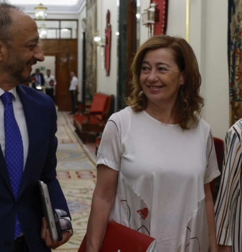 PSOE y Sumar impiden en la Mesa del Congreso que PP y [...]