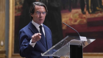 Aznar arremete en el Senado contra los pactos del Gobierno con Bildu: "Está en juego la derrota de ETA"