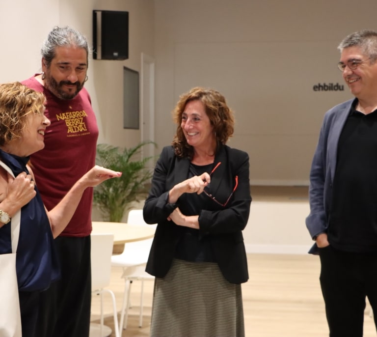 EH Bildu reactiva la presión para integrar Treviño en Álava después de que el Gobierno lo considerara "jurídicamente posible"