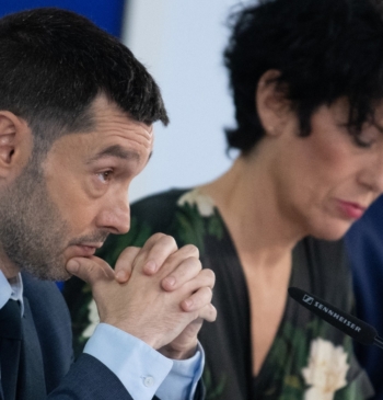 Sumar, cada vez más lejos de Podemos por seguir con Sánchez: "Pase [...]