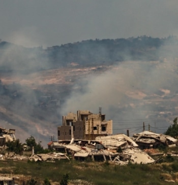 Israel y Hizbulá acuerdan un alto el fuego mientras continúan los ataques en [...]