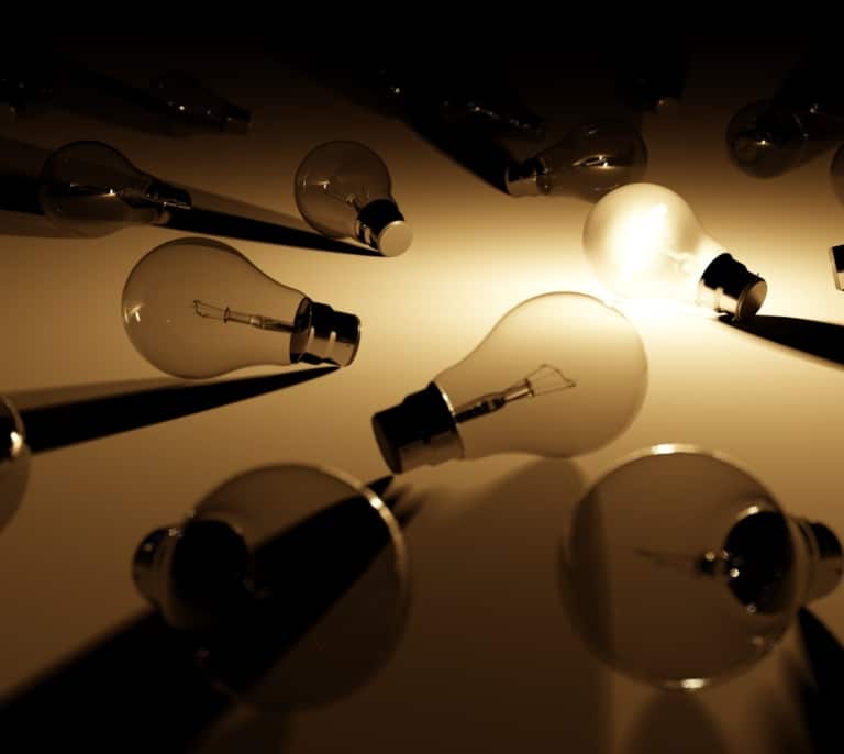 Precio de la luz hoy, 4 de junio de 2026: qué gastos de la factura no dependen del consumo