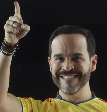 El ultraderechista De la Espriella gana las elecciones presidenciales en Colombia