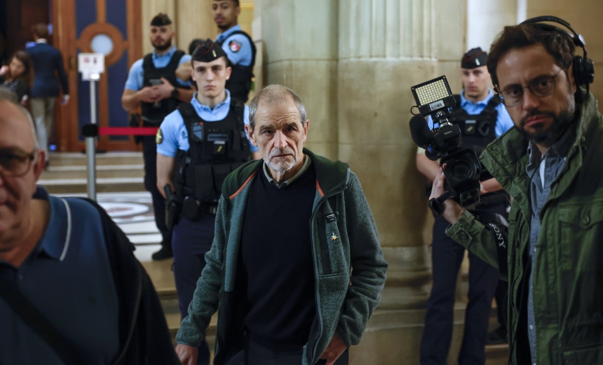 Josu Urrutikoetxea, alias 'Josu Ternera', asiste a una sesión en su contra en la Justicia francesa.