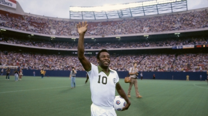 El precio de salida de la camiseta de Pelé en 1958 que amenaza el récord de Maradona
