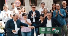 Sabin Etxea, la puerta que todos tocan en busca de favores, ayuda y contratos