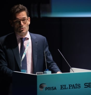 Oughourlian critica a quienes, tras marcharse de Prisa, "se autodeclaran víctimas de [...]