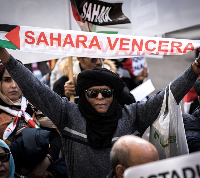 El Gobierno vuelve a denegar de forma "ilegal" permisos de residencia a saharauis hijos de españoles