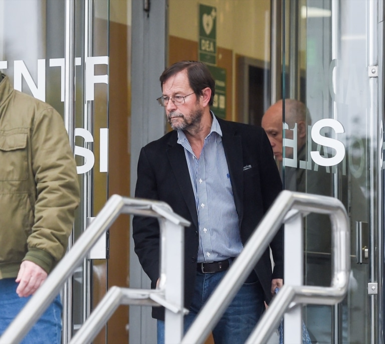 El juez Pedraz investiga el destino en Bolivia del fiscal Grinda, al que Leire Díez intentó comprar con 300.000 euros