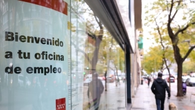 Cuándo se cobra el paro en julio de 2026