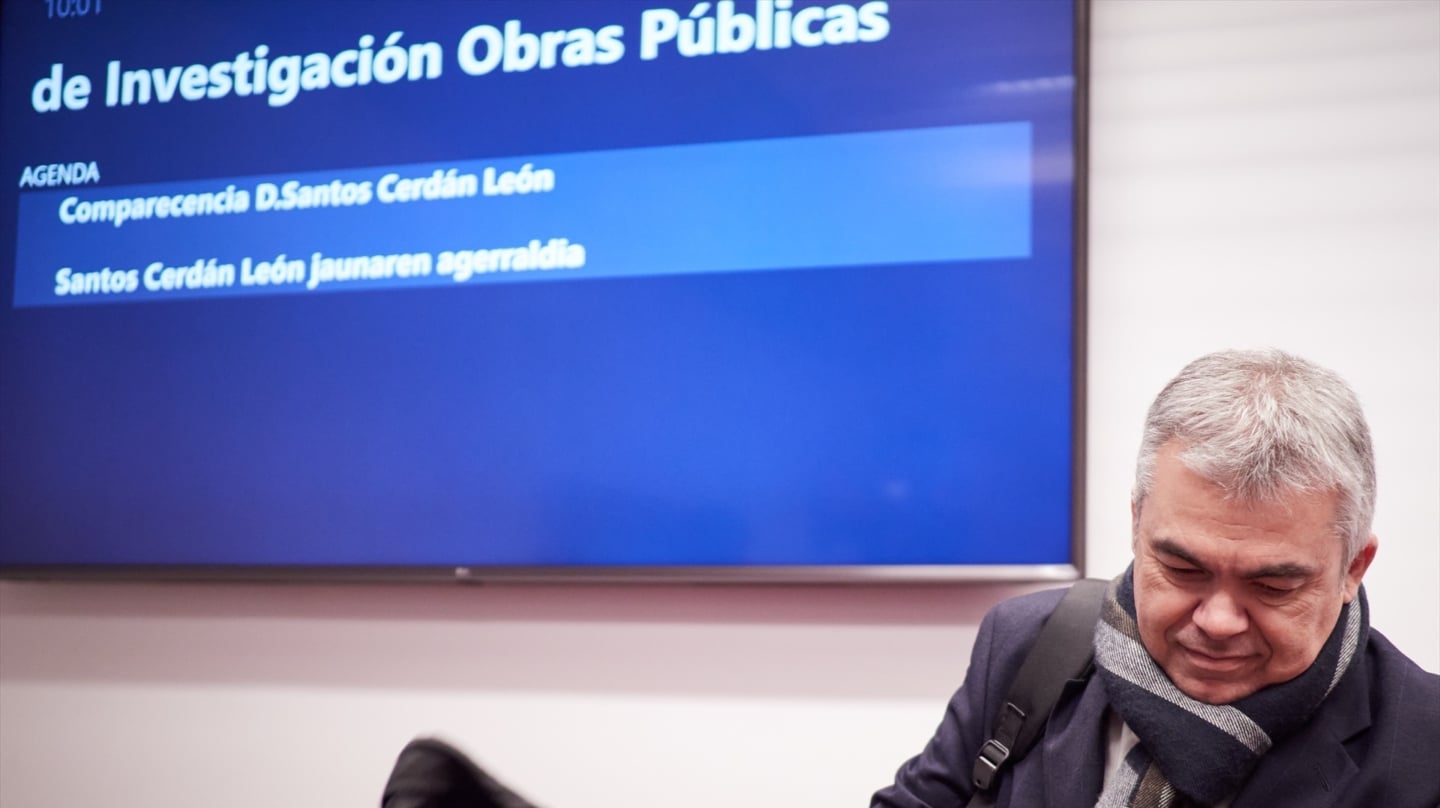 El exsecretario de organización del PSOE Santos Cerdán comparece en la Comisión de Investigación sobre adjudicaciones públicas