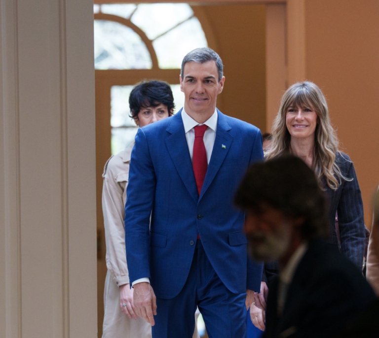 El PSOE se reafirma en su idea de "cacería" judicial tras el auto de Peinado: "Cada zancadilla nos da más fuerza"