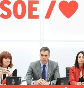 PSOE y Gobierno denuncian una "gravísima violación de la intimidad" tras la [...]