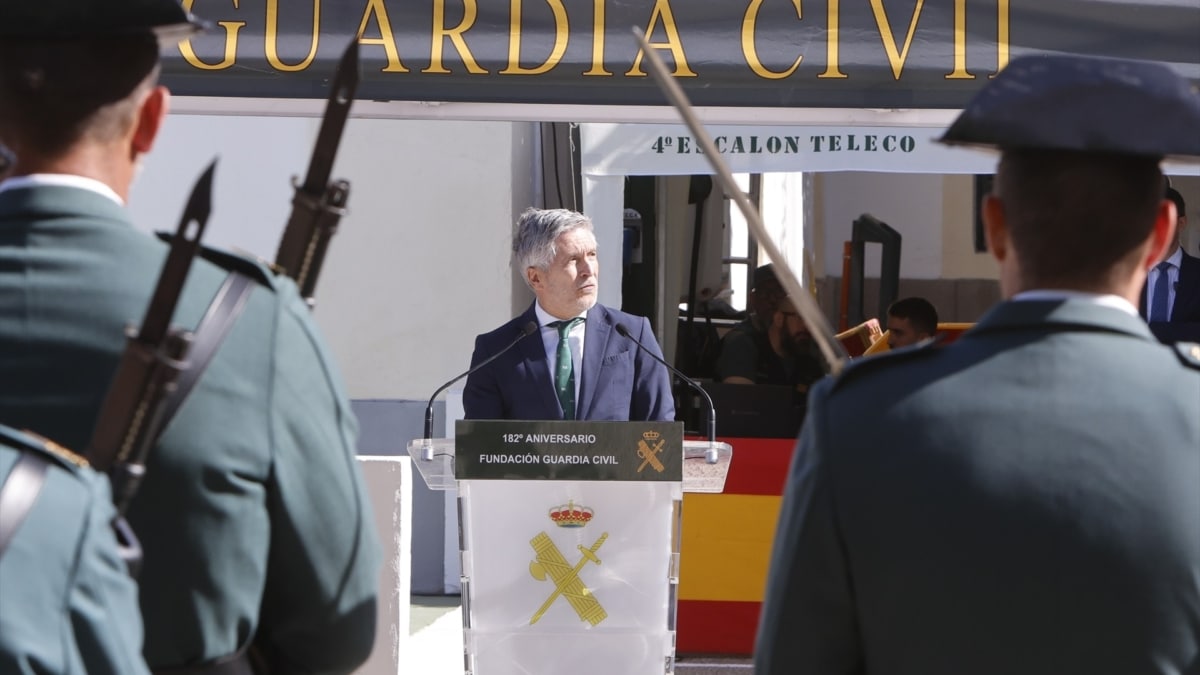 El ministro del Interior, Fernando Grande-Marlaska, en Córdoba en el acto de conmemoración del 182º aniversario de la Guardia Civil