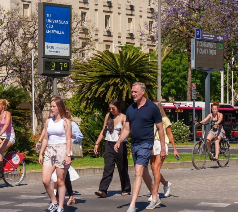 ¿Llega la primera ola de calor? La Aemet avisa de un giro radical del tiempo en España