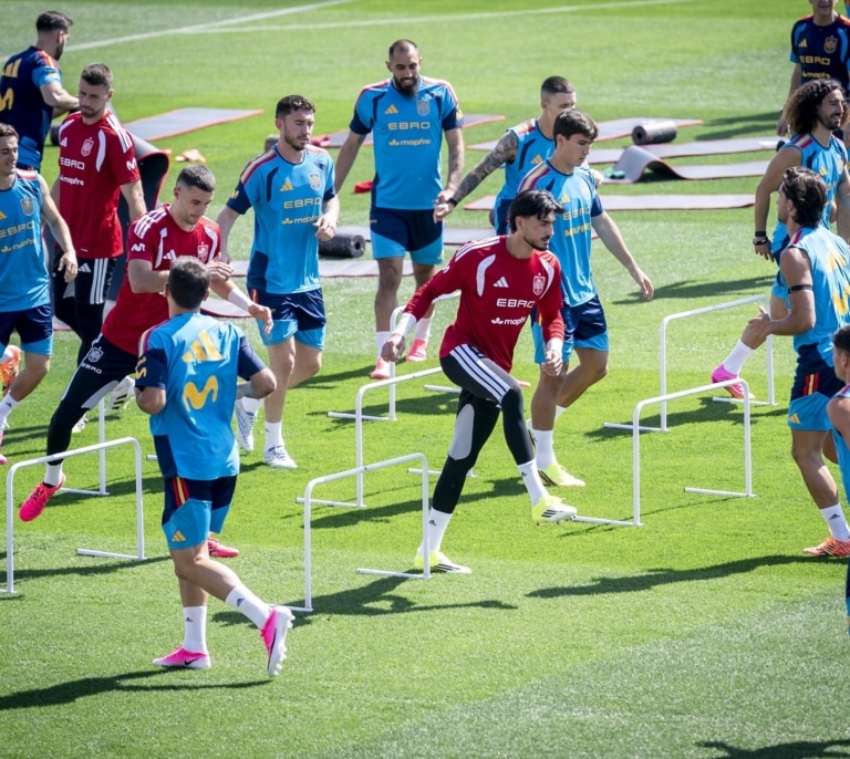 España - Irak: a qué hora es y dónde ver el último amistoso de La Roja antes de ir al Mundial