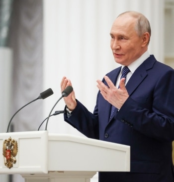 Putin pide a la UE dejar de suministrar armas a Ucrania y [...]