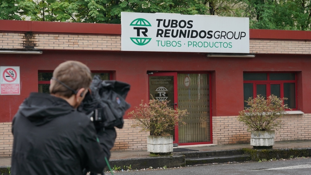 Dimite un consejero de Tubos Reunidos investigado en el caso Leire Díez