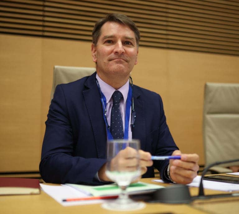 El gurú económico de Sánchez reconoce reuniones con Iván Redondo