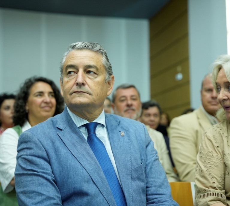 Andalucía destina 1,4 millones a impulsar proyectos de investigación sanitaria y colaboración europea