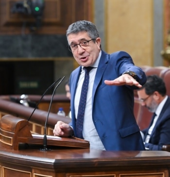 Yo, con Begoña (y con porrón)