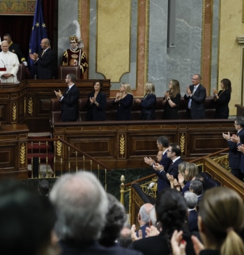El Gobierno se refugia en el discurso del Papa de inmigración y [...]