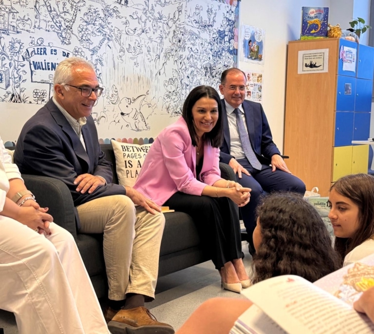 La Comunidad de Madrid impulsa un plan de lectura para que los alumnos mantengan el hábito durante el verano