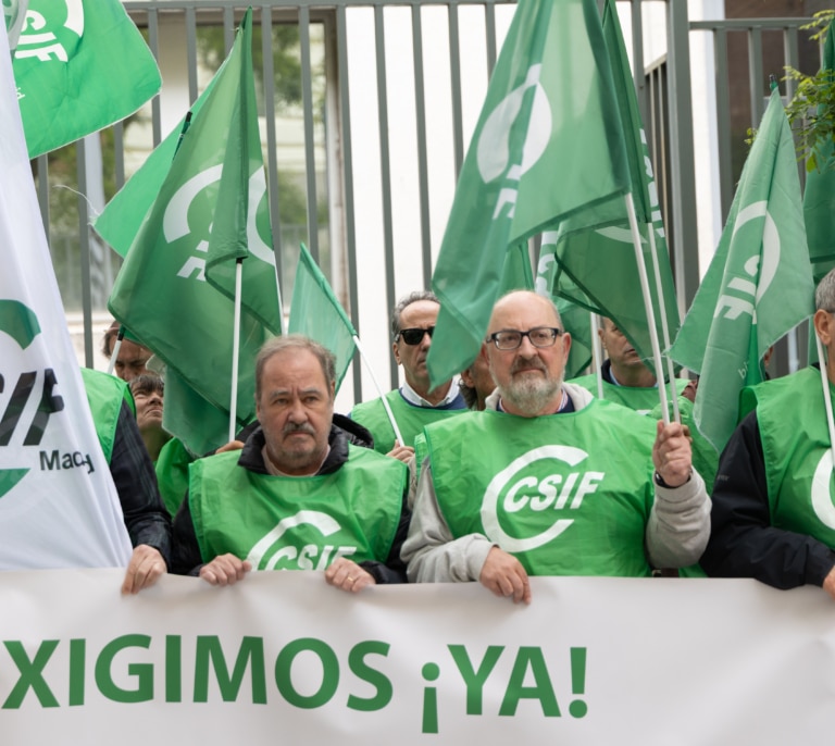 CCOO y CSIF se movilizarán contra el Gobierno por las condiciones laborales de los funcionarios