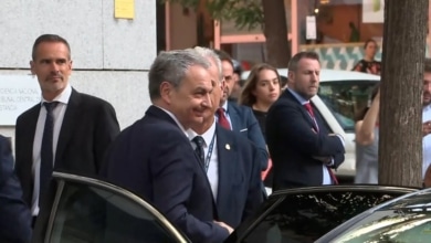 Lea el auto del juez Calama que rechaza retirar el pasaporte a Zapatero