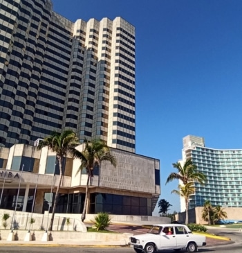 Meliá cesa la gestión de 15 hoteles en Cuba tras el ultimátum [...]