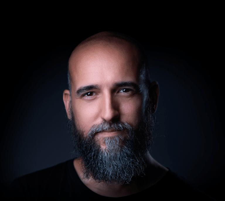 'La hostIA que viene', Jon Hernández advierte de un futuro donde la inteligencia humana "valdrá cero"