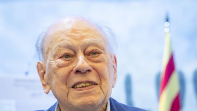 Jordi Pujol pide "integrar" la inmigración en un acto de homenaje de las juventudes de Junts, en pleno reto de Aliança Catalana