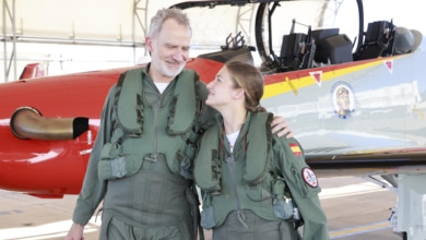 Las imágenes del vuelo de Leonor junto a su padre, el rey Felipe VI