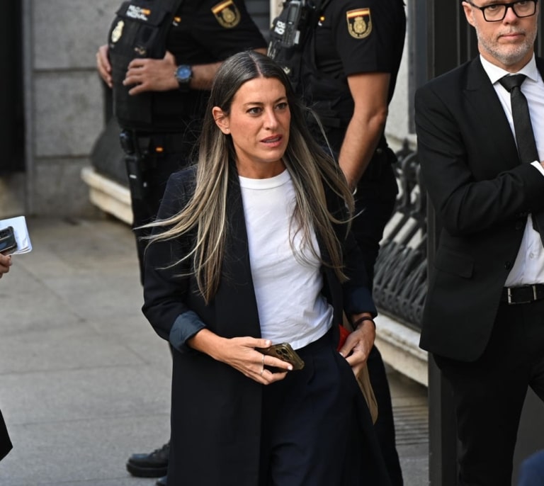 Nogueras aprovecha el saludo protocolario para pedir al papa que hable catalán