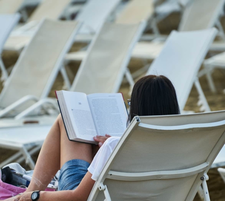 Diez libros "totalmente recomendados" para leer este verano