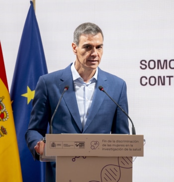 Sánchez eleva la deuda en 40.000 millones y hace malabares contables con [...]