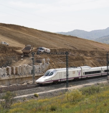 Renfe activa los descuentos del Verano Joven 2026 con beneficios extra para [...]