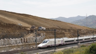 Renfe activa los descuentos del Verano Joven 2026 con beneficios extra para los usuarios de 'Más Renfe'