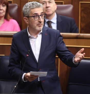 Hacienda puede imponer multas de 200 euros por presentar tarde la Declaración [...]