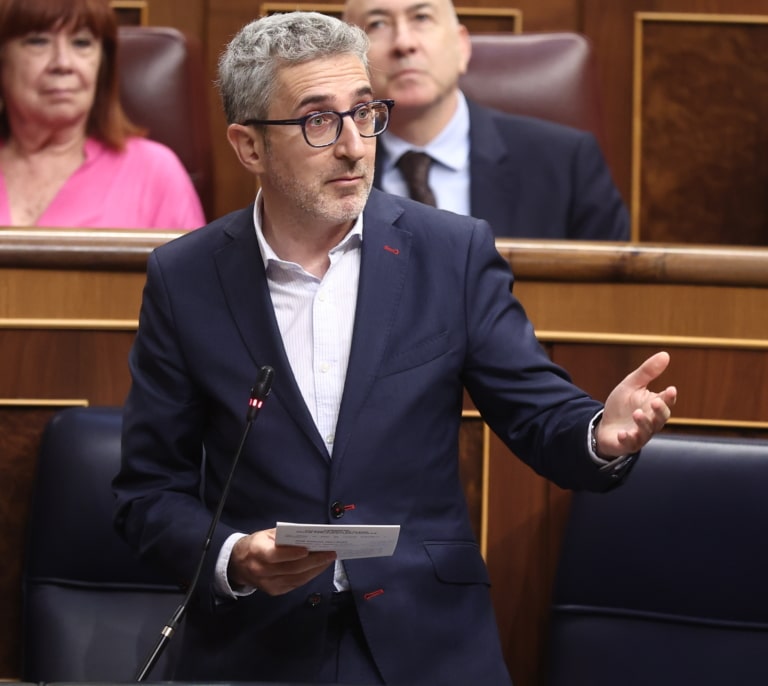 Hacienda puede imponer multas de 200 euros por presentar tarde la Declaración de la Renta (aunque salga a devolver)