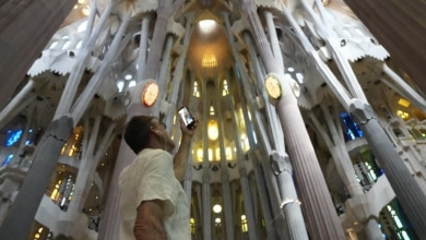 El papa se 'rinde' ante el genio divino de Gaudí: estas son las veinte obras clave del creador de la Sagrada Familia