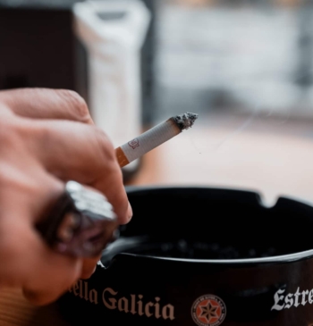 ¿Han dejado de fumar los españoles? El consumo de cigarrillos cae casi [...]