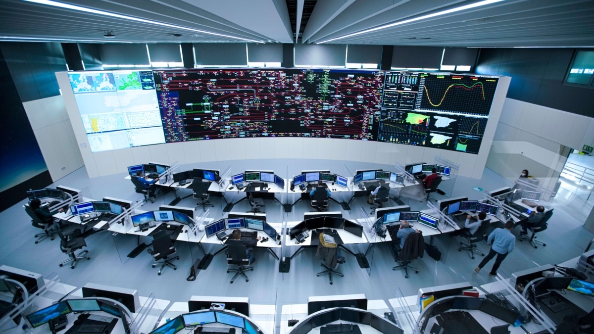 Sala de control de Red Eléctrica en la localidad de Tres Cantos.