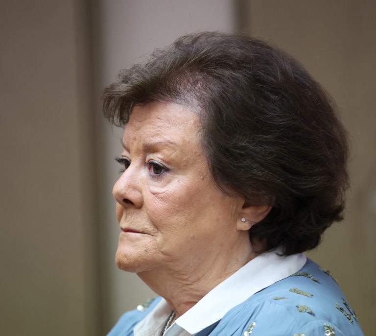 La presidenta del Tribunal de Cuentas se alinea con el Gobierno tras el uso de fondos UE para las pensiones