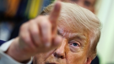 Trump amenaza con represalias a Irán tras derribar un helicóptero de EEUU