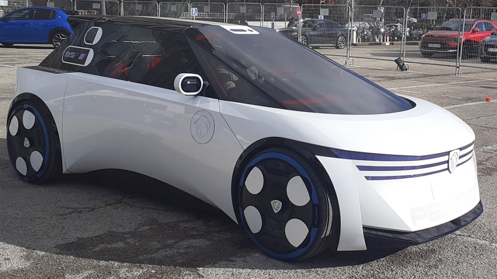 Peugeot Polygon Concept: así será conducir un Peugeot en 2027