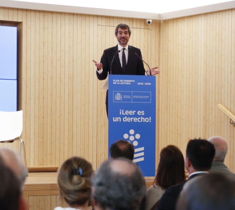 Cien medidas y 82,7 millones: el plan de Urtasun para "blindar" el derecho a la lectura