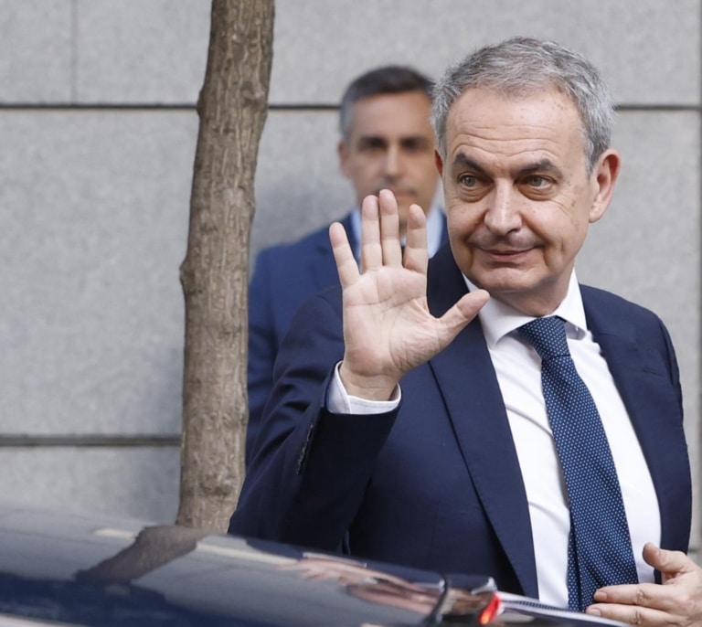 Comunicado de Zapatero: "No tengo absolutamente nada fuera de España"