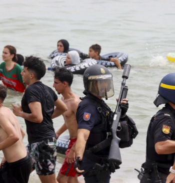 Los mandos de la Policía cargan contra el Gobierno por la crisis [...]