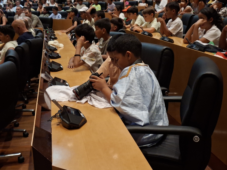 Dos niños saharauis participantes del programa "Vacaciones en Paz"